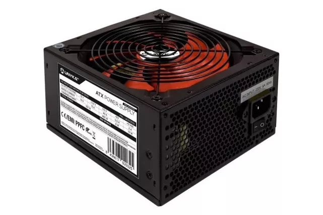 UNYKAch UK210551 Fuente de Alimentación ATX 550W Gaming