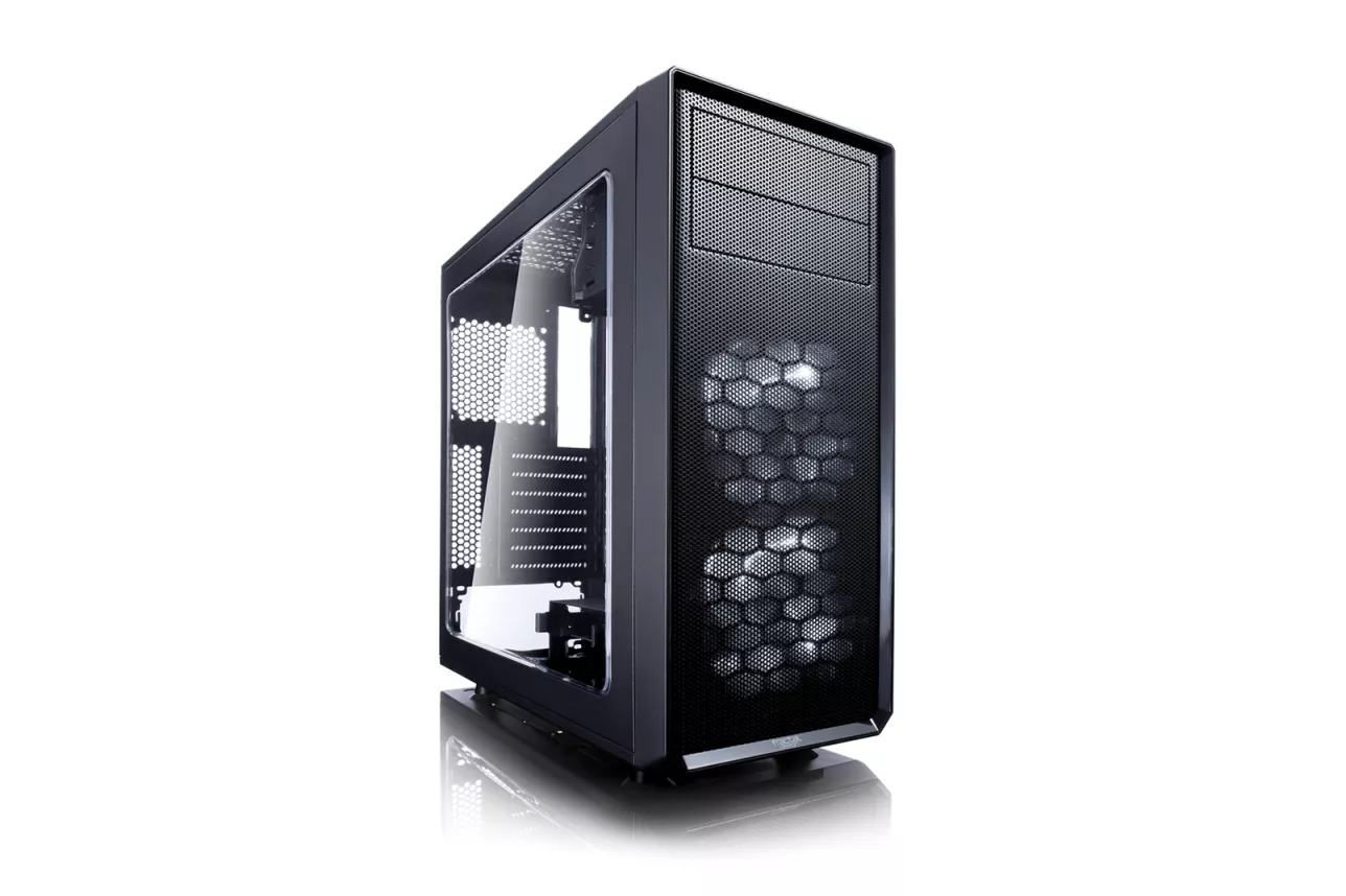 Caja/Torre Fractal Design Focus G Negro