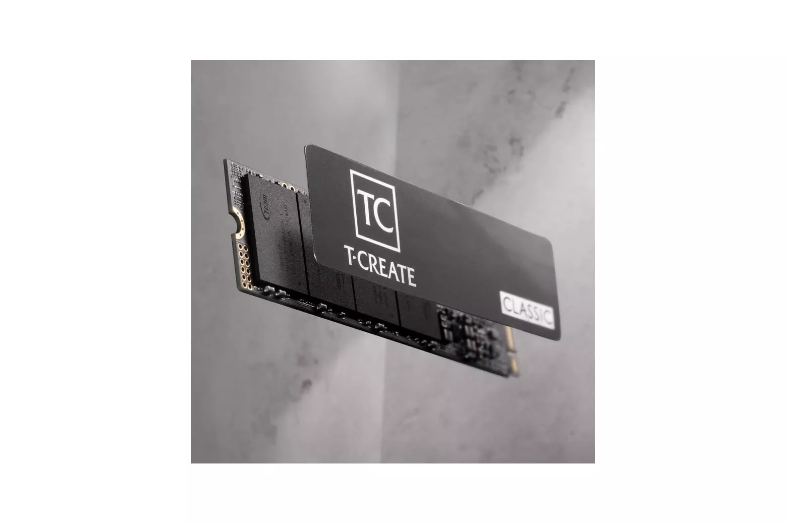 Team Group T-CREATE CLASSIC C47 2TB Disco SSD 7400MB/s NVMe PCIe 4.0 M.2 Gen4 3D NAND