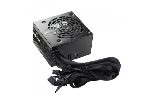 Fuente de alimentación EVGA N1 650W