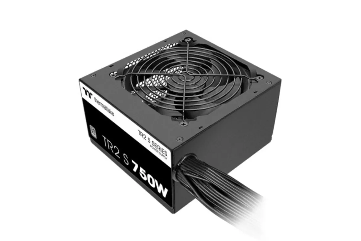 Fuente de Alimentación Thermaltake 750W Certificación 80 PLUS TR2 S Hidráulica