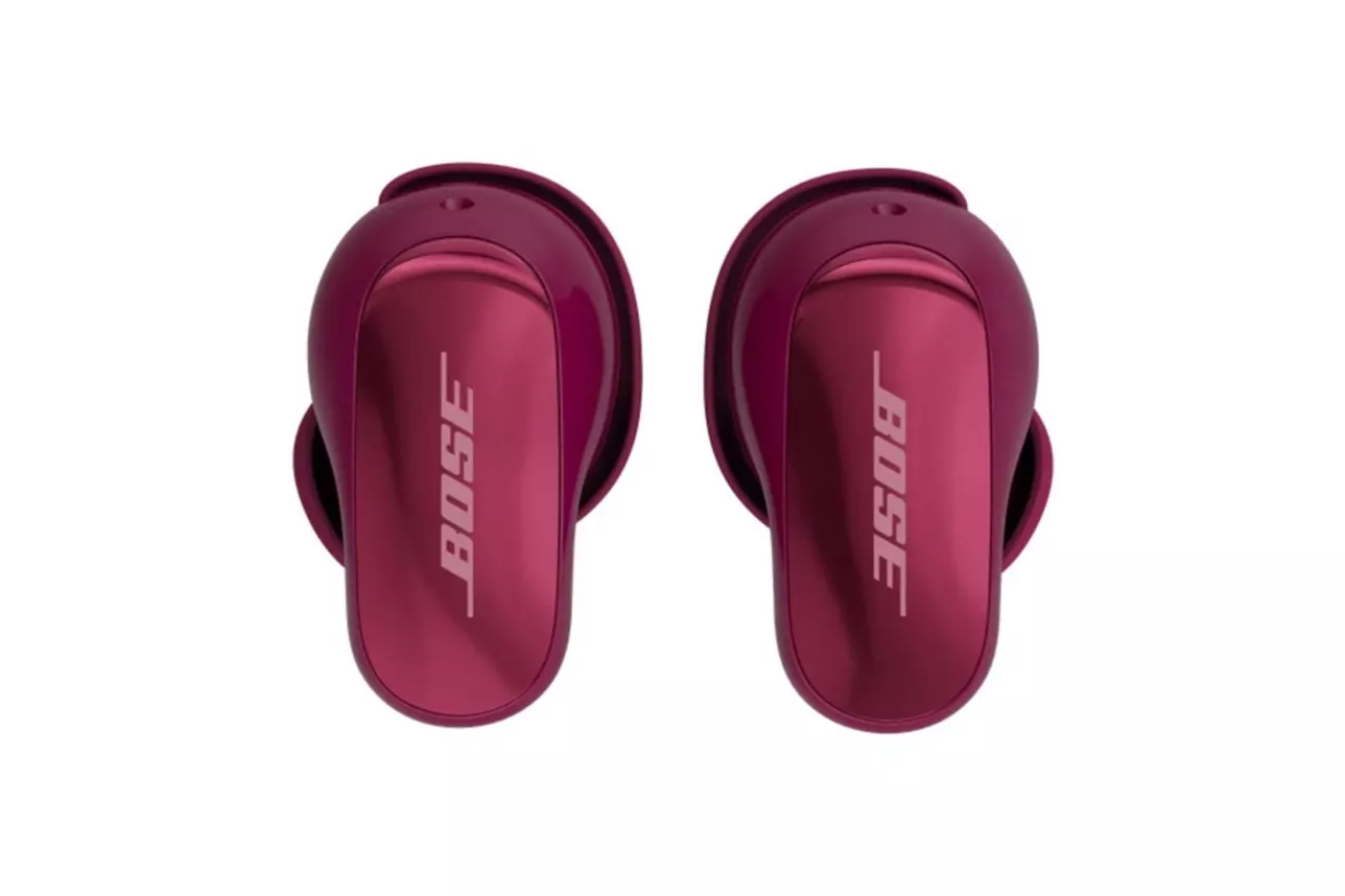 Auriculares Bose Quiet Comfort Ultra Inalámbricos Bluetooth TWS con Cancelación de Ruido Deep Plum