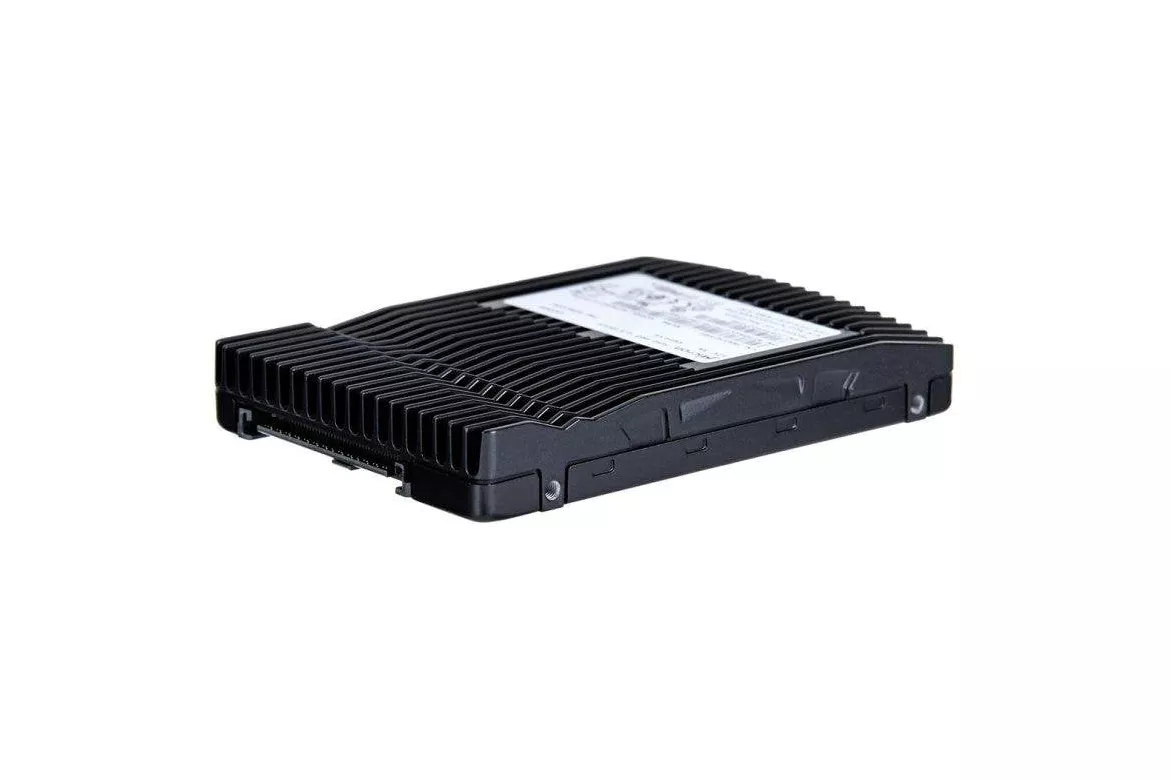 Disco Duro Micron 7450 PRO 960 GB SSD U.3 NVMe PCIe 4.0 x4 Cifrado 3D TLC