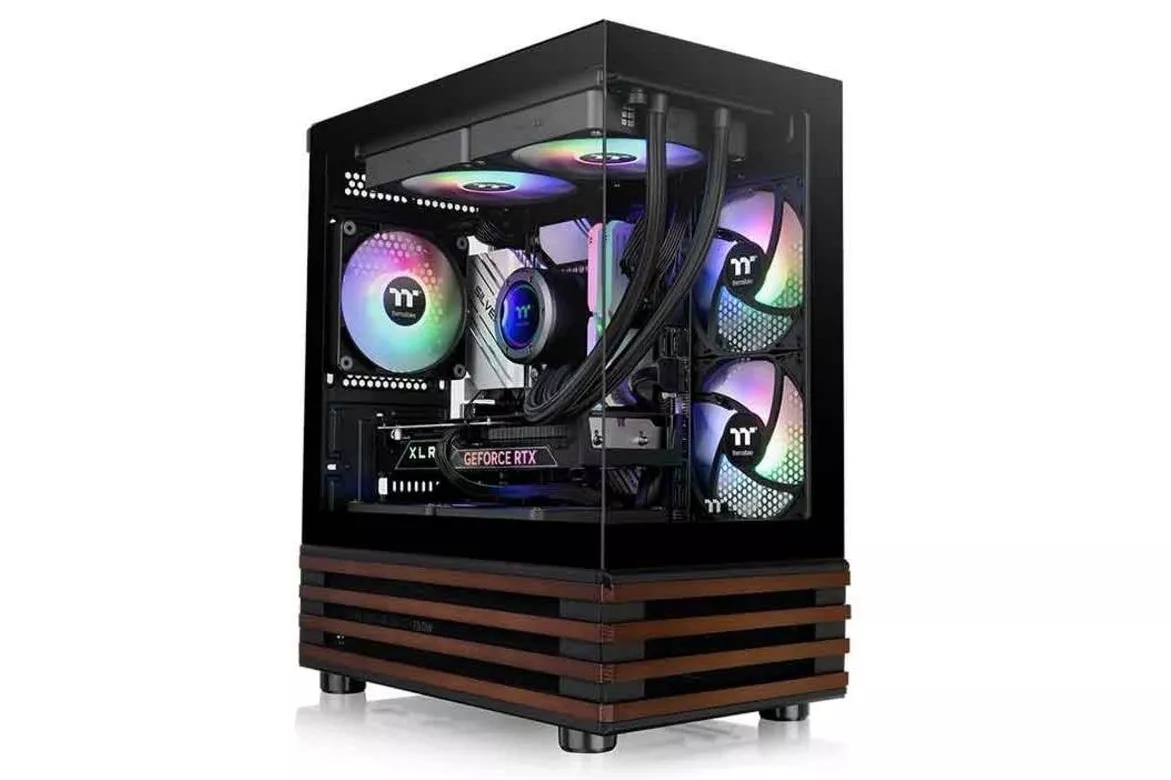 View 170 WS ARGB, Cajas de torre