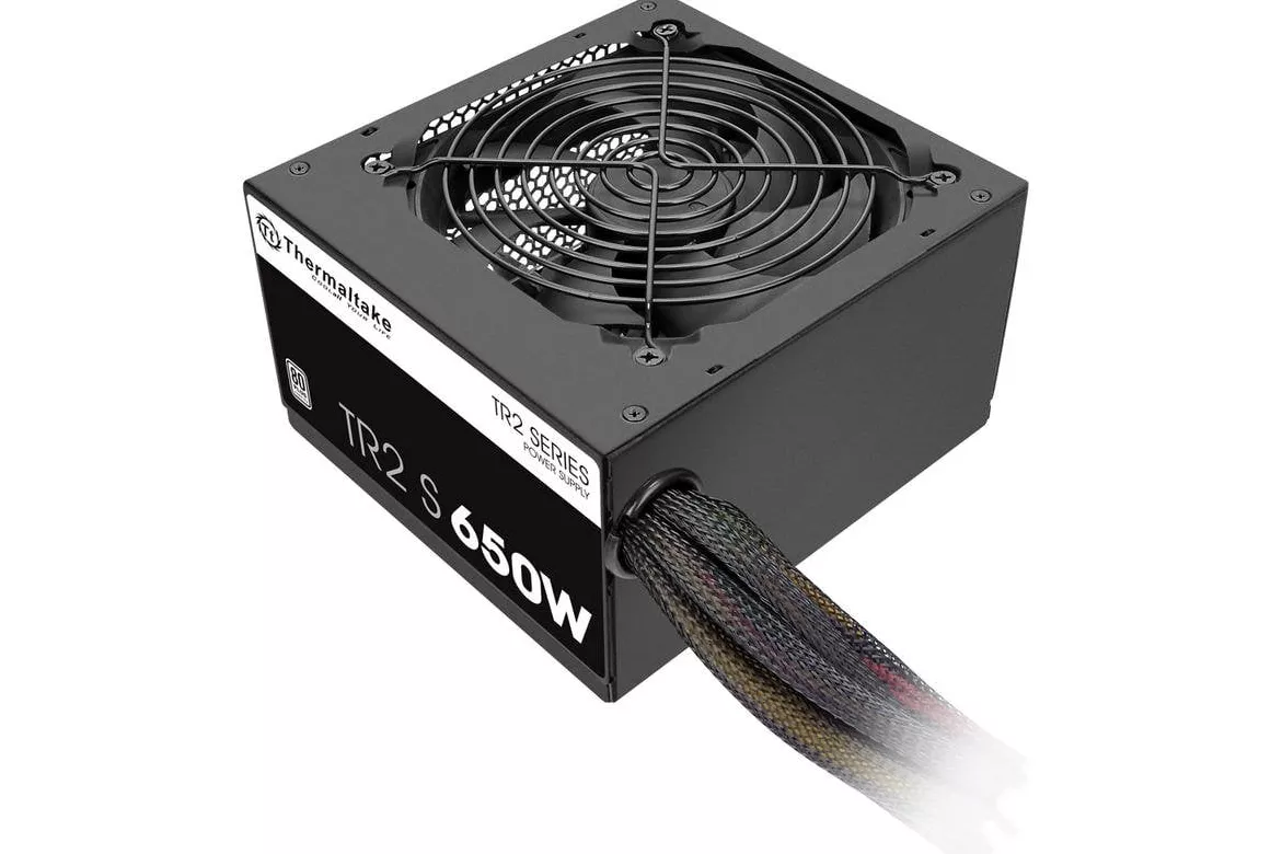 Fuente de Alimentaci&oacute;n Thermaltake TR2 S 650W Certificaci&oacute;n 80 PLUS ATX no modular