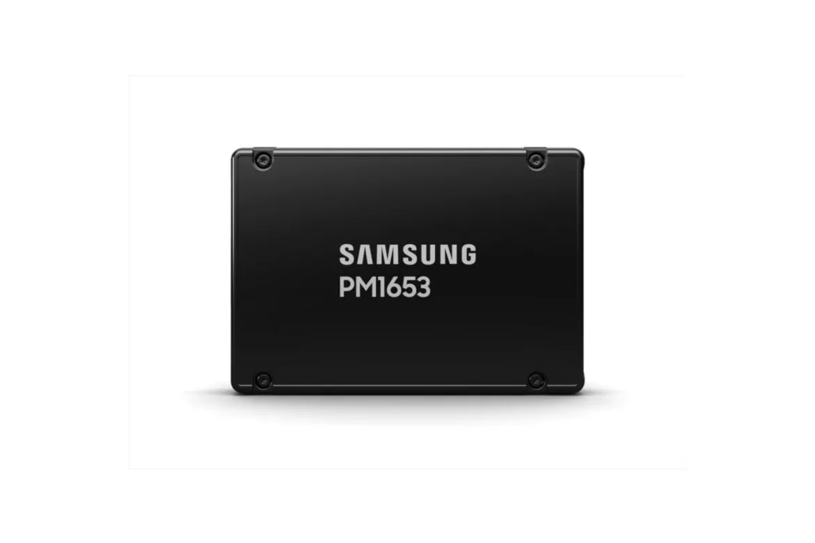 Disco Duro Samsung PM1653 15TB SSD 2.5" SAS 24 Gbit/s Alto Rendimiento