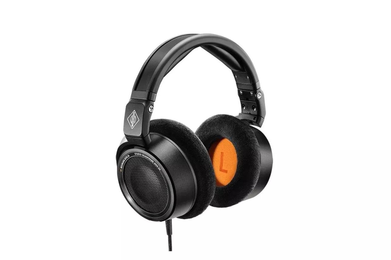 Auriculares Neumann NDH 30 Black Edition con cable, conexi&oacute;n al&aacute;mbrica, para escenario y estudio, negros