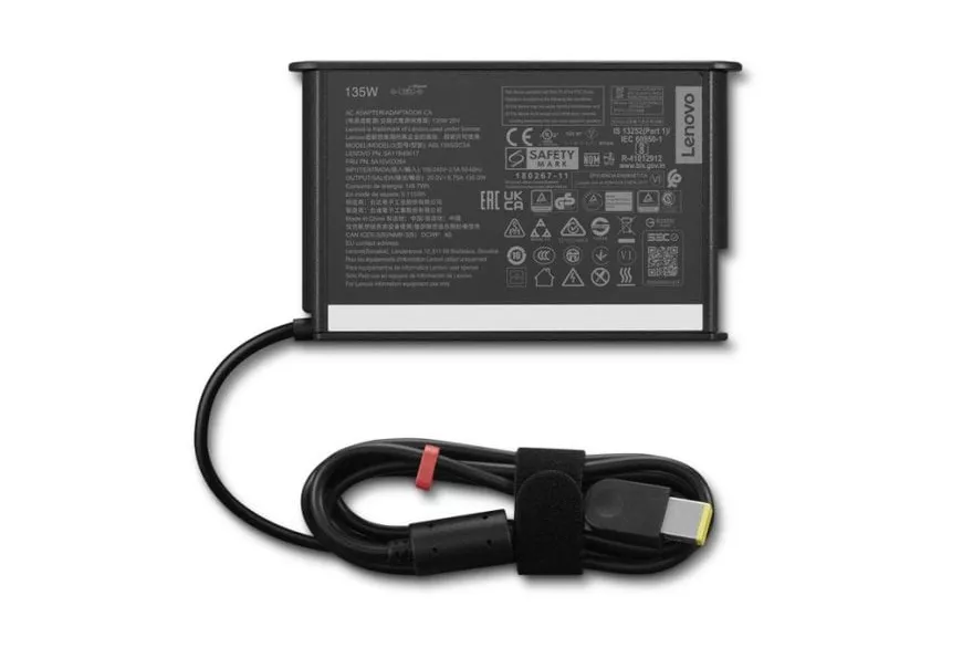 Fuente de Alimentaci&oacute;n Lenovo 4X21L38724 20 V 6,75 A Certificaci&oacute;n CE Negra
