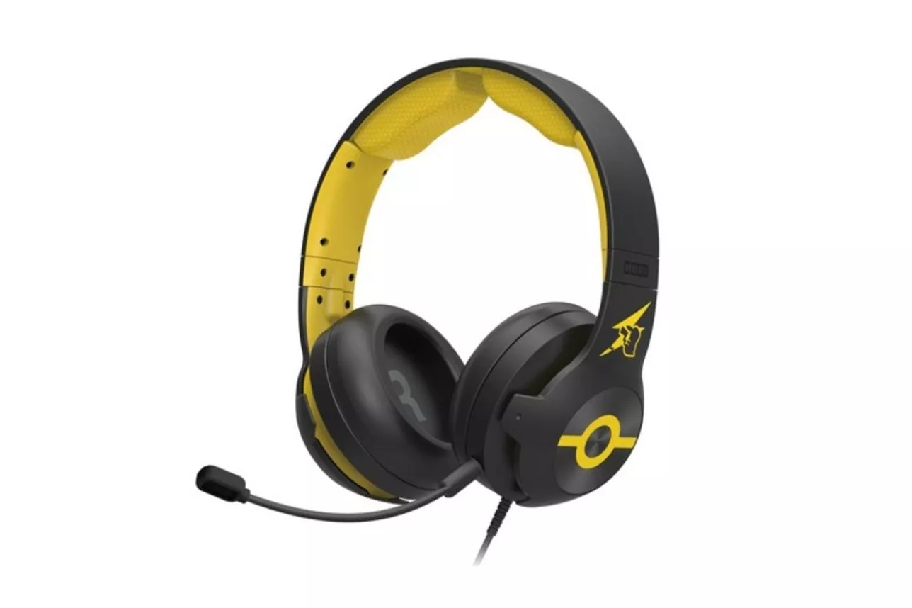 Auriculares Hori Pikachu Cool con cable, conectividad al&aacute;mbrica, gaming, micr&oacute;fono y volumen ajustable, negro y amarillo