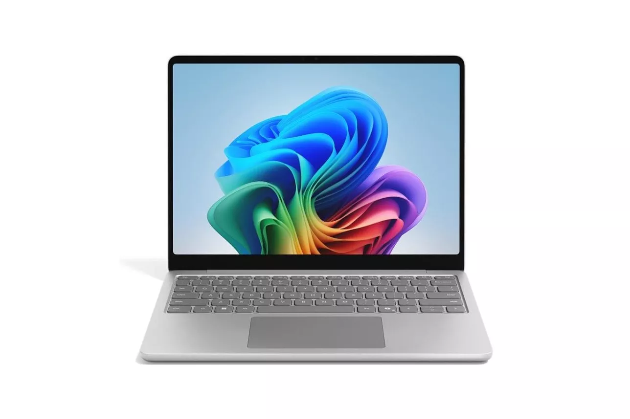 Port&aacute;til Microsoft Surface Laptop 13" Qualcomm Snapdragon X Plus 16GB 512GB SSD Adreno GPU Windows 11 Home