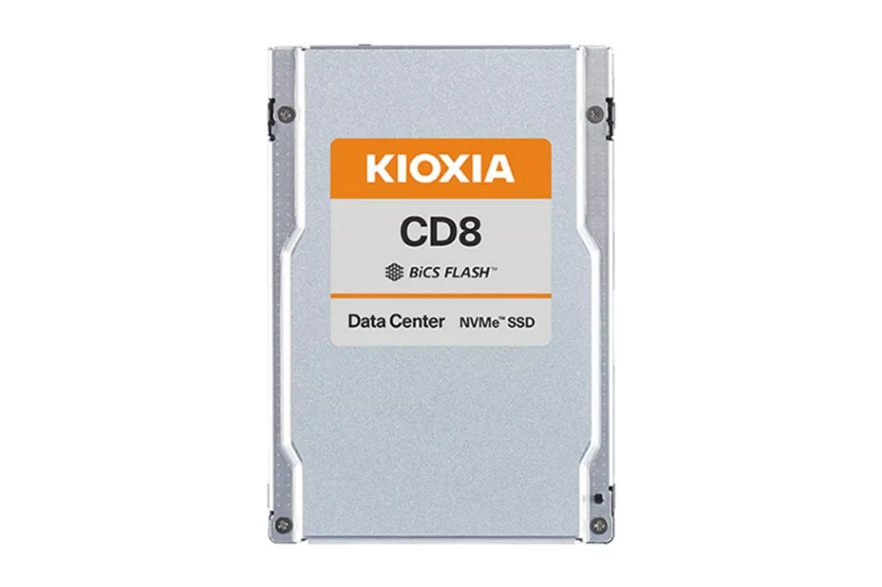 Disco Duro Kioxia CD8-R 3,84 TB SSD NVMe 7200 MB/s PCIe 4.0 2.5"