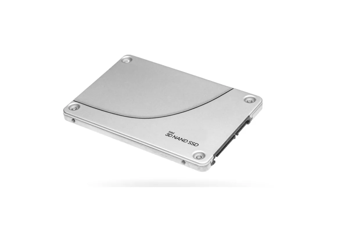 Disco Duro Solidigm D3-S4520 3,84 TB SSD 2,5" 550 MB/s SATA III Encriptaci&oacute;n