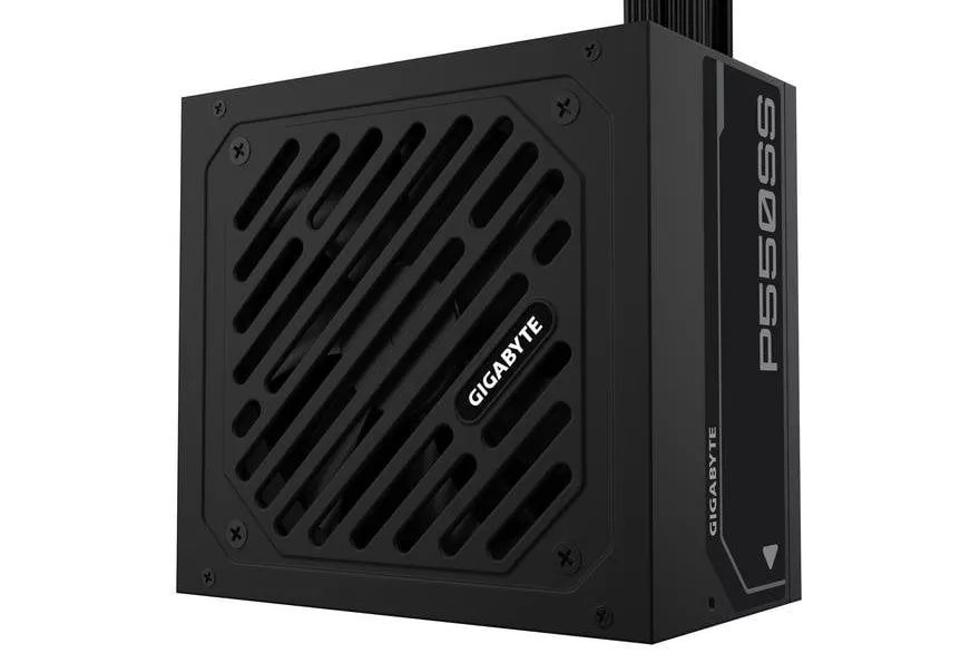Fuente de Alimentaci&oacute;n Gigabyte P550SS 550W Certificaci&oacute;n 80 PLUS Bronze activa