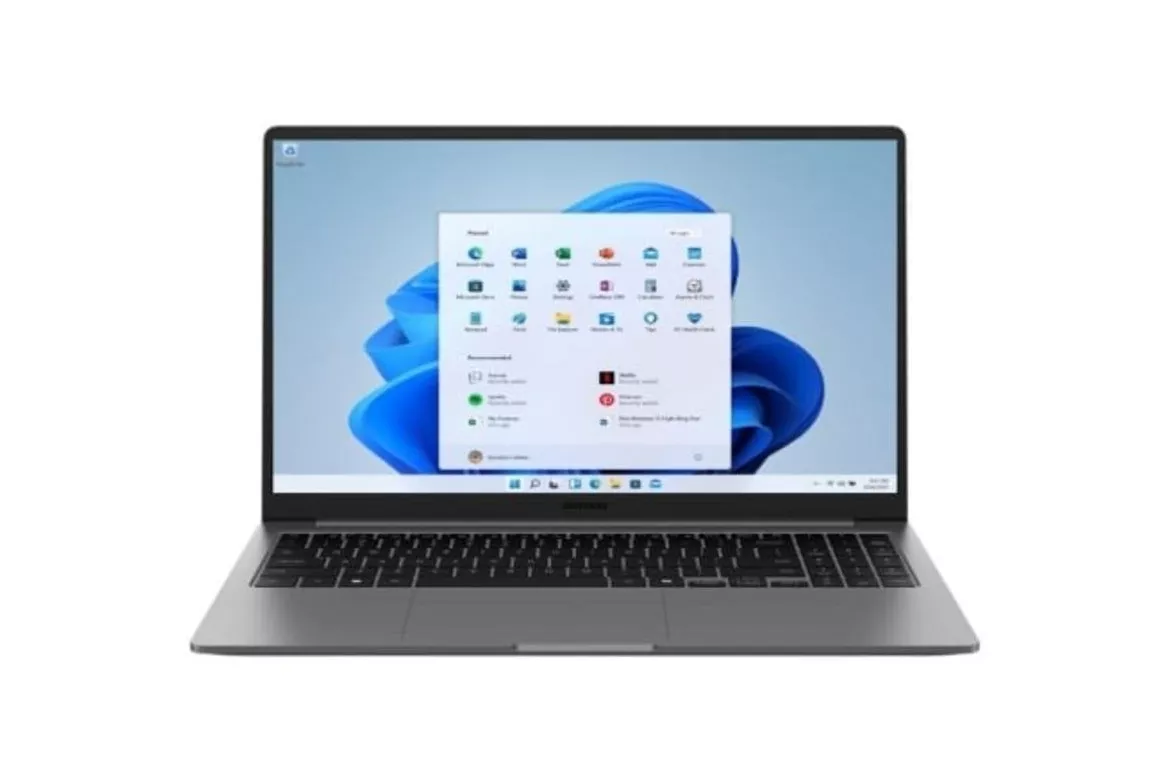 Port&aacute;til Samsung Galaxy Book5 15,6" Intel Core Ultra 7 255U 16GB 512GB SSD Intel Graphics Windows 11 Pro