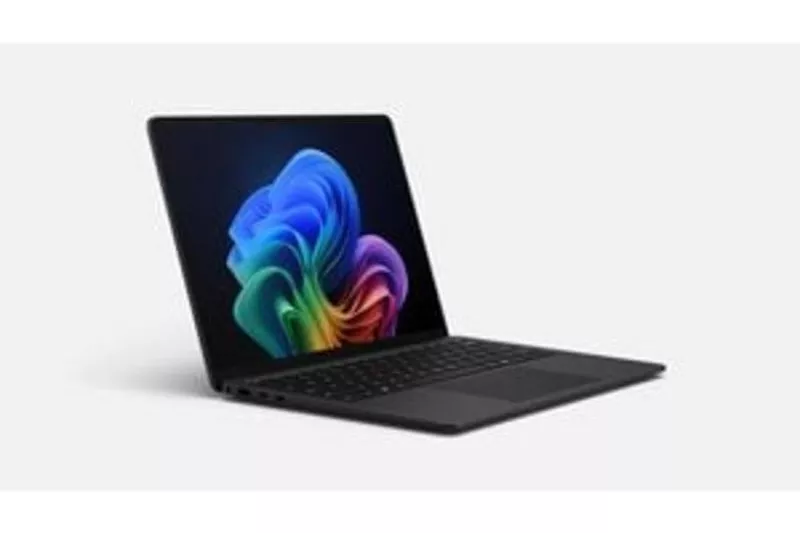 Port&aacute;til Microsoft Surface Laptop 13,8" Intel Core Ultra 5 135H 16GB 512GB SSD Iris Xe Windows 11 Pro