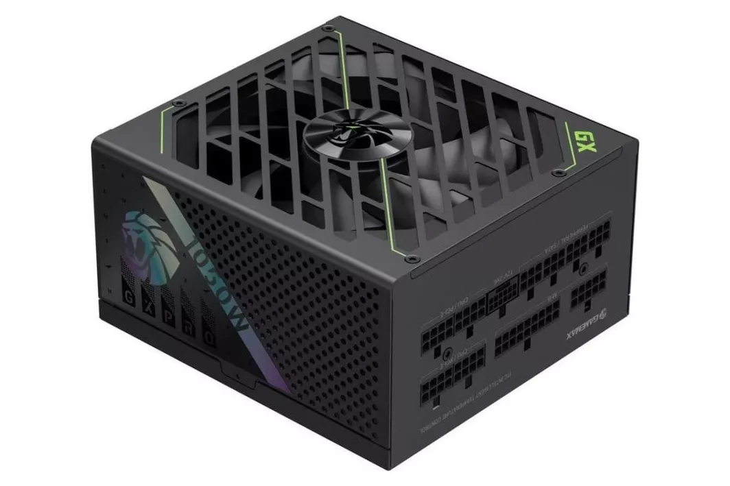 Fuente de alimentaci&oacute;n GameMax GX PRO 1050G 1050W Certificaci&oacute;n 80+ Gold color dorado