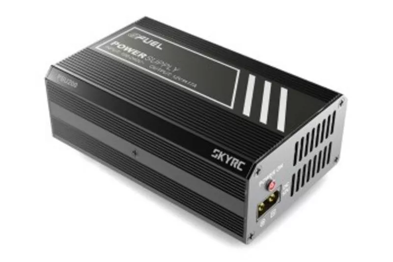 Fuente de alimentaci&oacute;n SkyRC eFuel 200W 12V 17A eficiencia 93% con ventilador