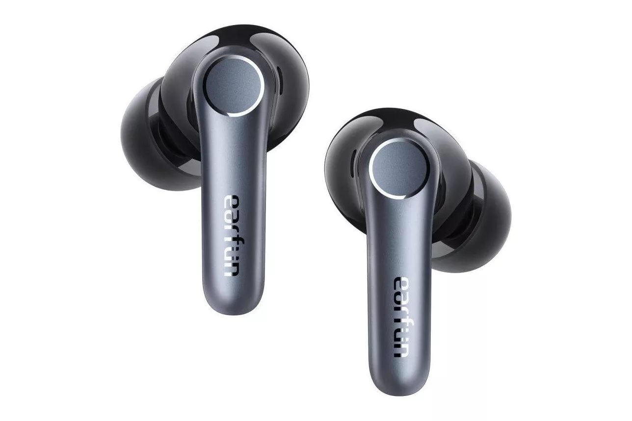 Auriculares Fargo inal&aacute;mbricos Bluetooth con cancelaci&oacute;n de ruido, 6 micr&oacute;fonos y carga r&aacute;pida, negros