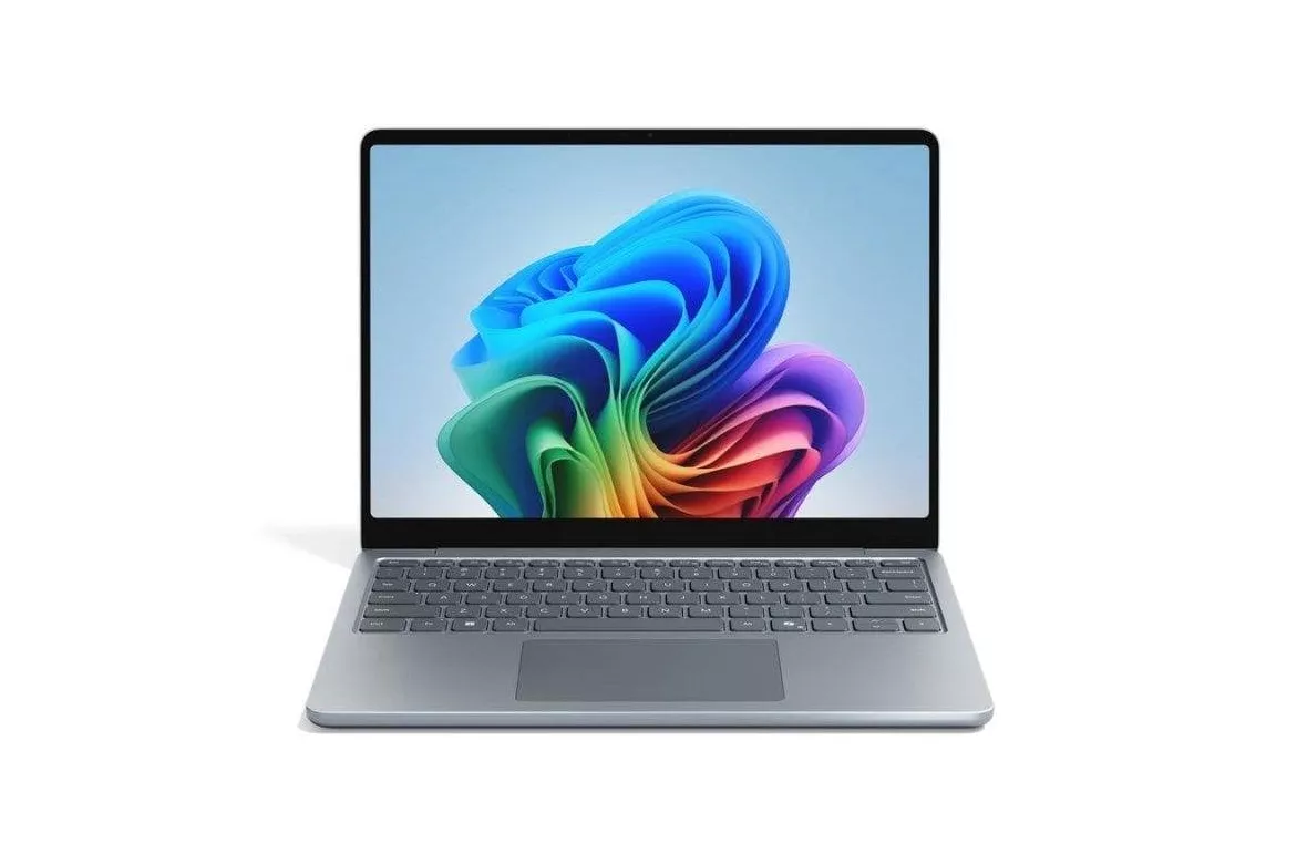 Port&aacute;til Microsoft Surface Laptop 13" Snapdragon X Plus 16GB 512GB SSD Adreno GPU Windows 11 Home