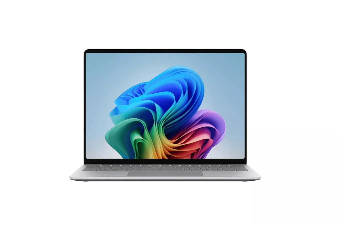 Port&aacute;til Microsoft Surface Laptop 13.8" Qualcomm Snapdragon X2 Plus 16GB 512GB SSD Adreno Windows 11 Platino