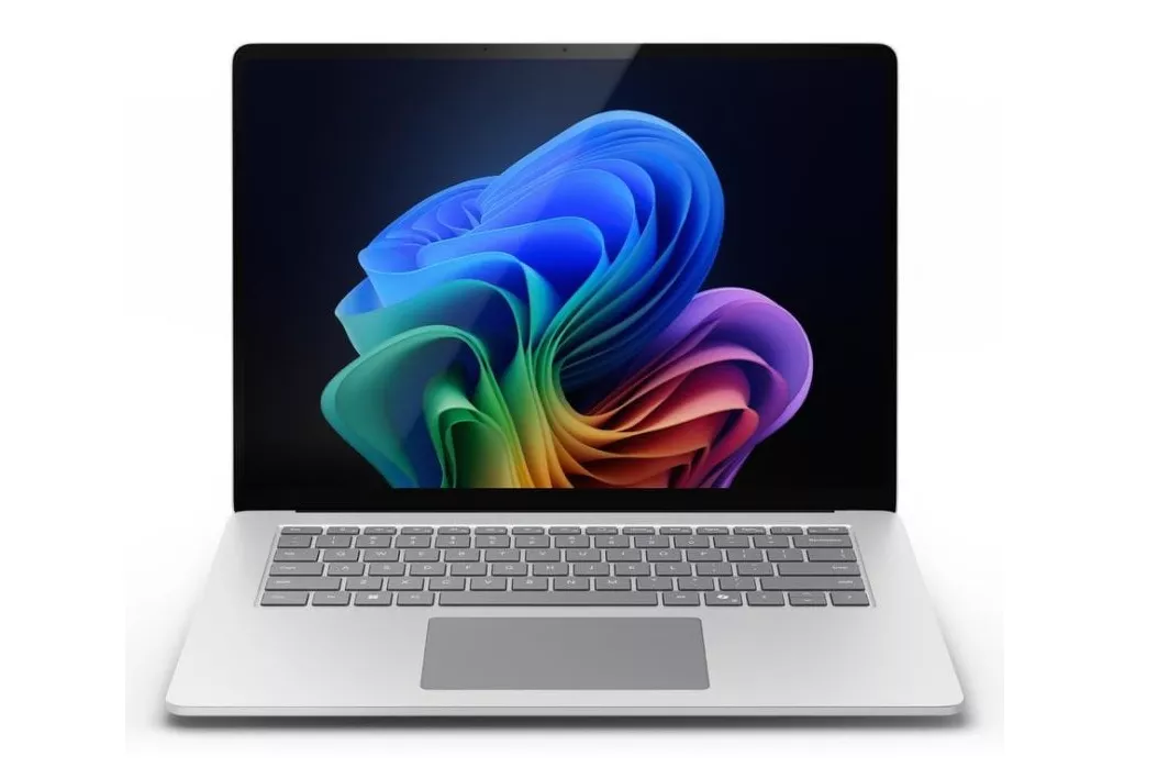 Port&aacute;til Microsoft Surface Laptop 8 15" Intel Core Ultra 5 335 16GB Intel Graphics 256GB SSD Windows 11 Pro Chasis de aluminio