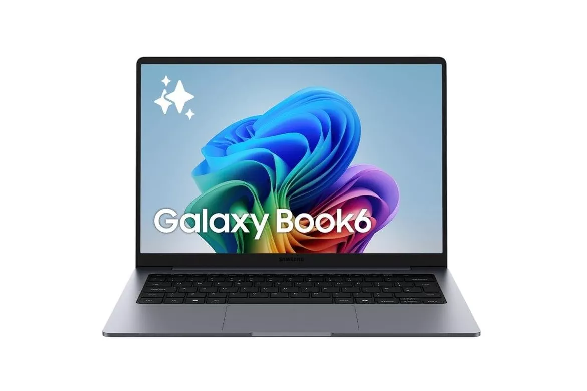 Port&aacute;til Samsung Galaxy Book6 14" Intel Core Ultra 5 325 16GB 512GB SSD Iris Xe Windows 11