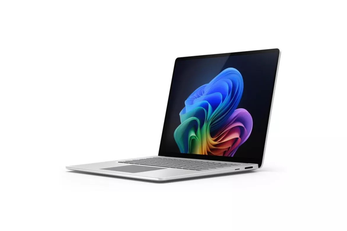 Port&aacute;til Microsoft Surface 7 15" Intel Core Ultra 5 236V 16GB 256GB SSD Arc W11 Pro