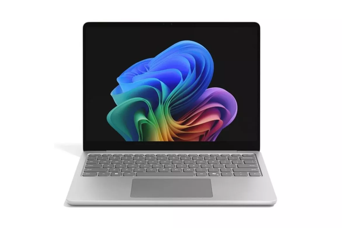 Port&aacute;til Microsoft Surface Laptop 13" Intel Core Ultra 5 325 16GB Intel Graphics 256GB SSD Windows 11 Pro t&aacute;ctil