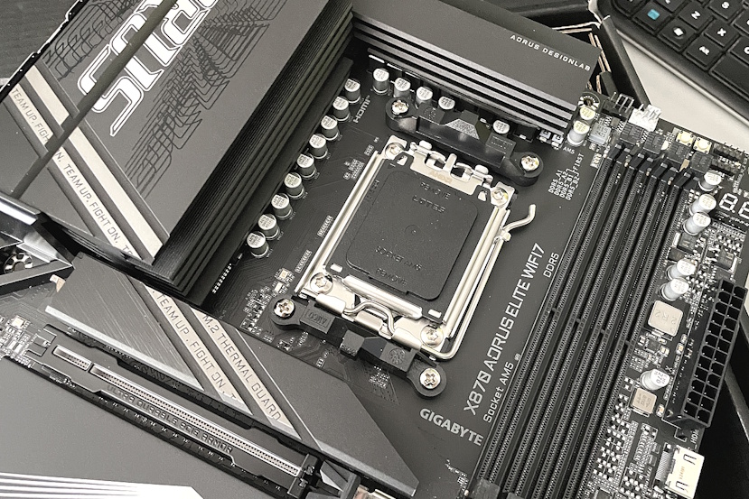 Gigabyte X870 AORUS ELITE WIFI7 Review