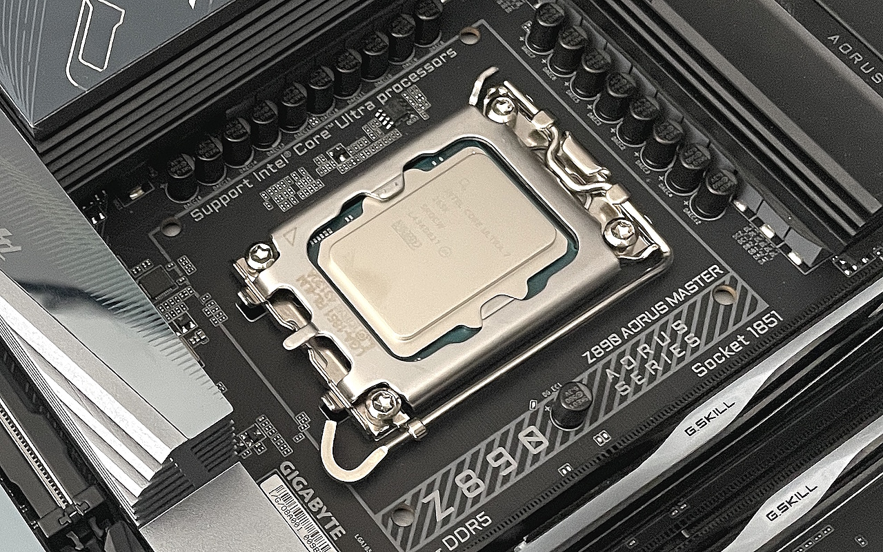 This wont update Install error 0x80070103 Intel Corporation