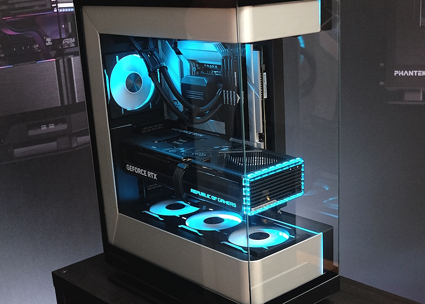 Phanteks Evolv X2 es la apuesta de diseño más arriesgada de la marca