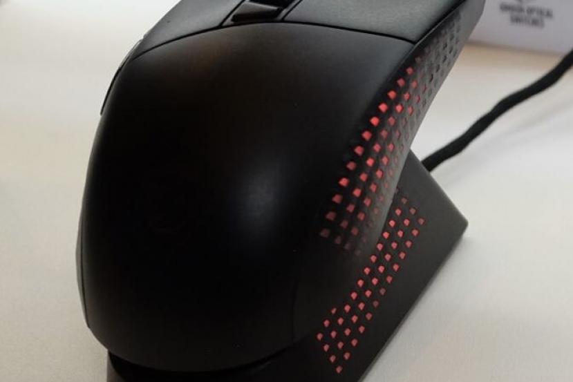 El Raton Gaming MSI Versa PRo Wireless 8K alcanza los 8.000 Hz de tasa de sondeo