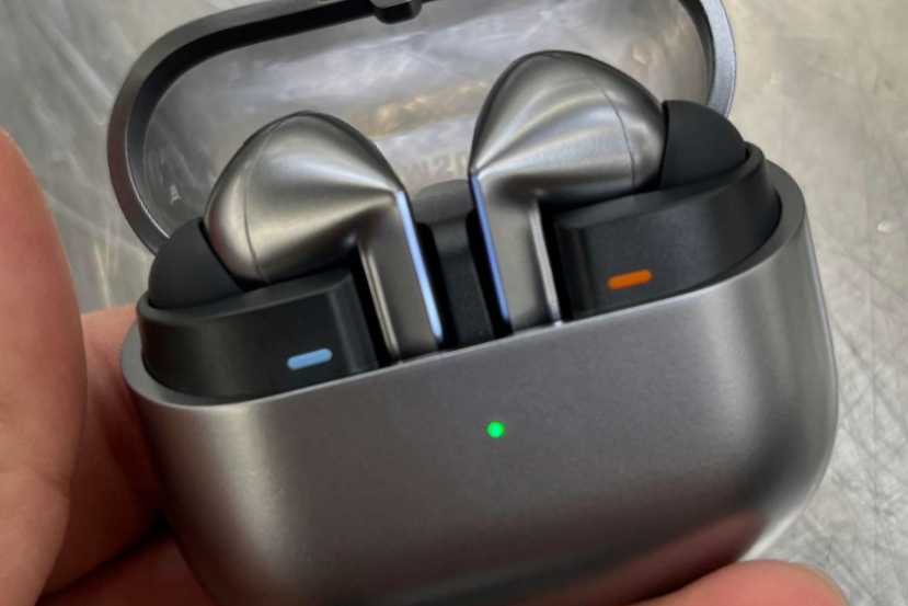 Se filtran imágenes de los próximos Samsung Galaxy Buds3 Pro con un diseño similar a los AirPods de Apple