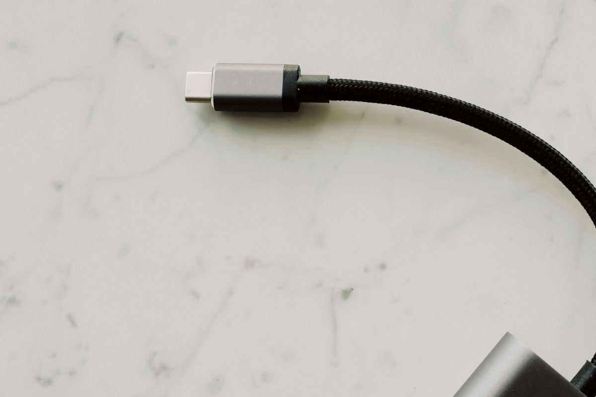 Ya está en vigor en la Unión Europea el cargador único USB-C en la mayoría de los dispositivos electrónicos