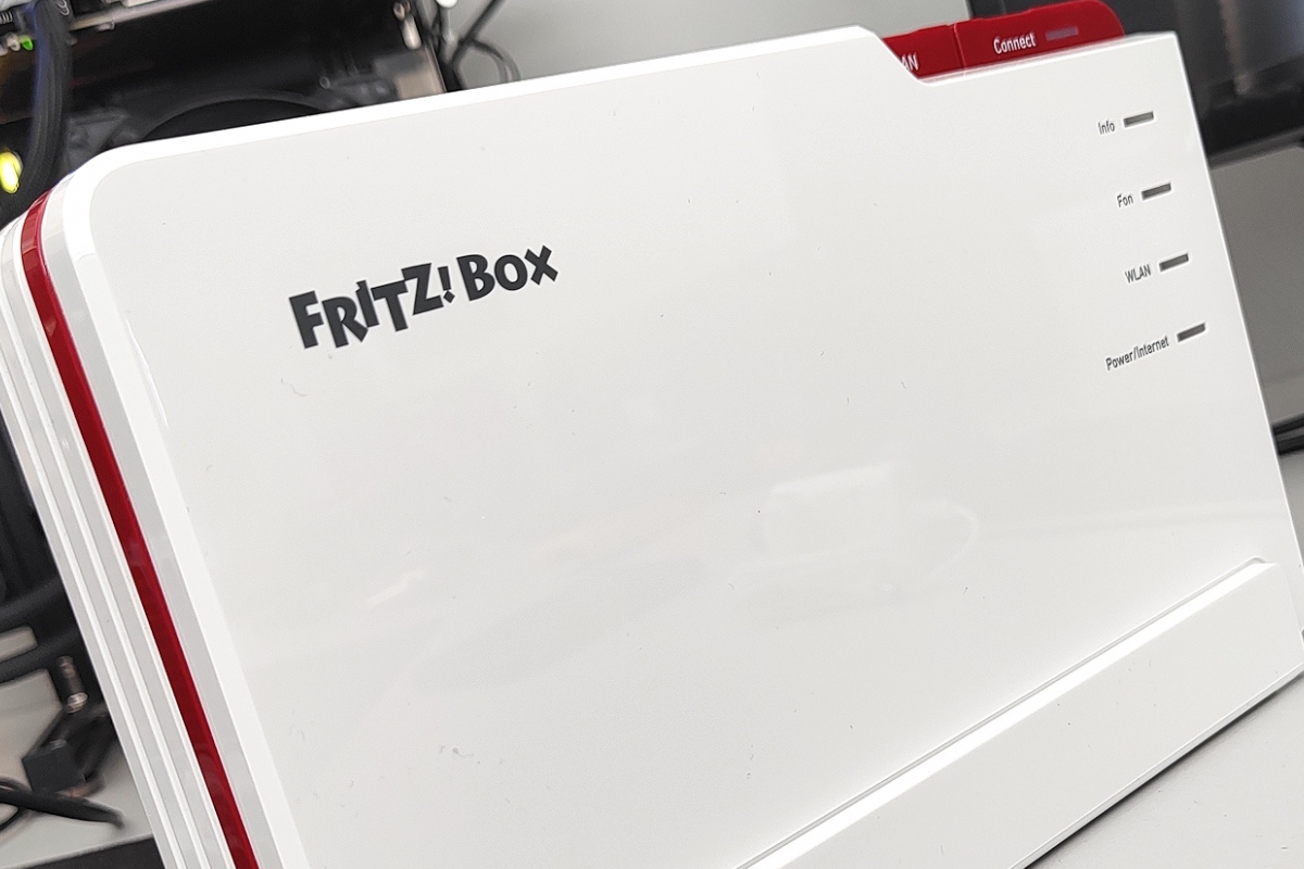 AVM FRITZ!Box 5690 Pro Review
