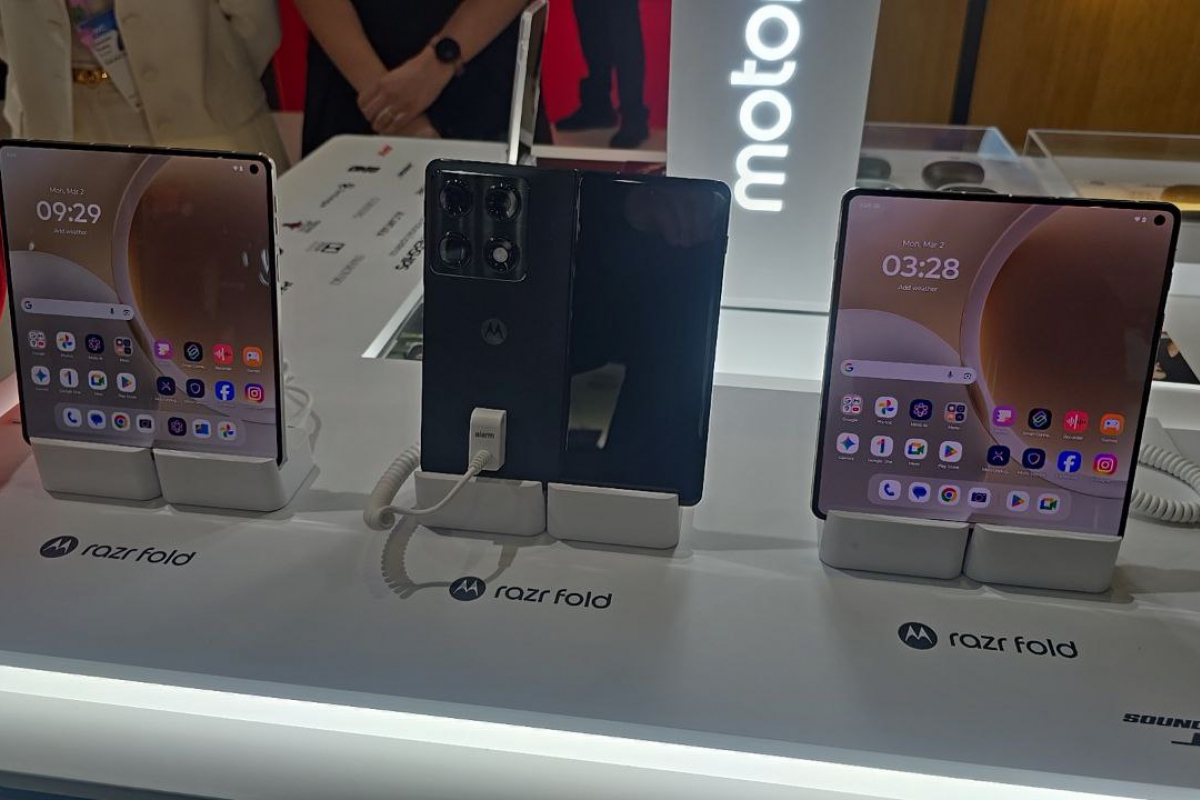 Motorola presenta el razr fold en el MWC 2026, un plegable de 2000 euros con el mejor sistema de cámara del segmento según DXOMARK