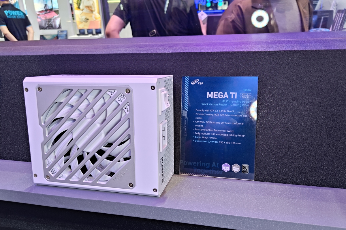 1650 W con ATX 3.1, PCIe 5.1 y dos conectores 12V-2x6 en blanco o negro: así es la FSP MEGA TI