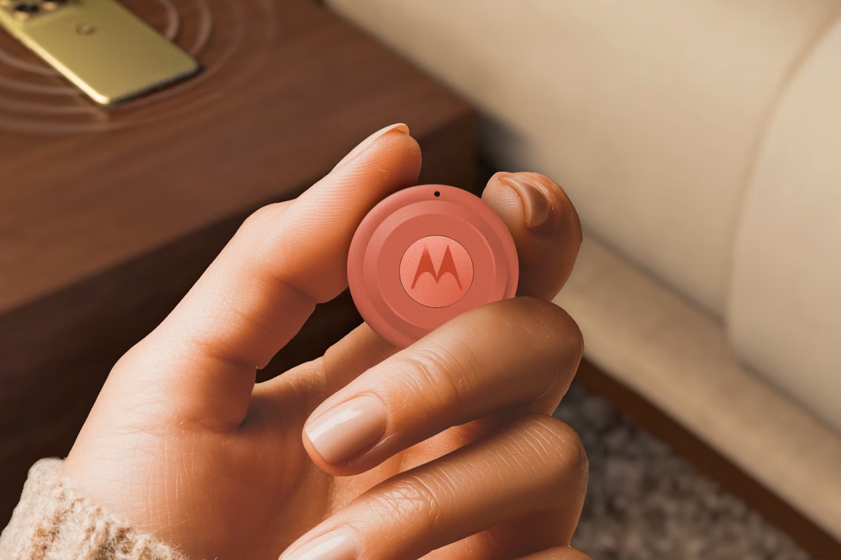 El Moto Tag 2 de Motorola llega a España con UWB y hasta 600 días de batería