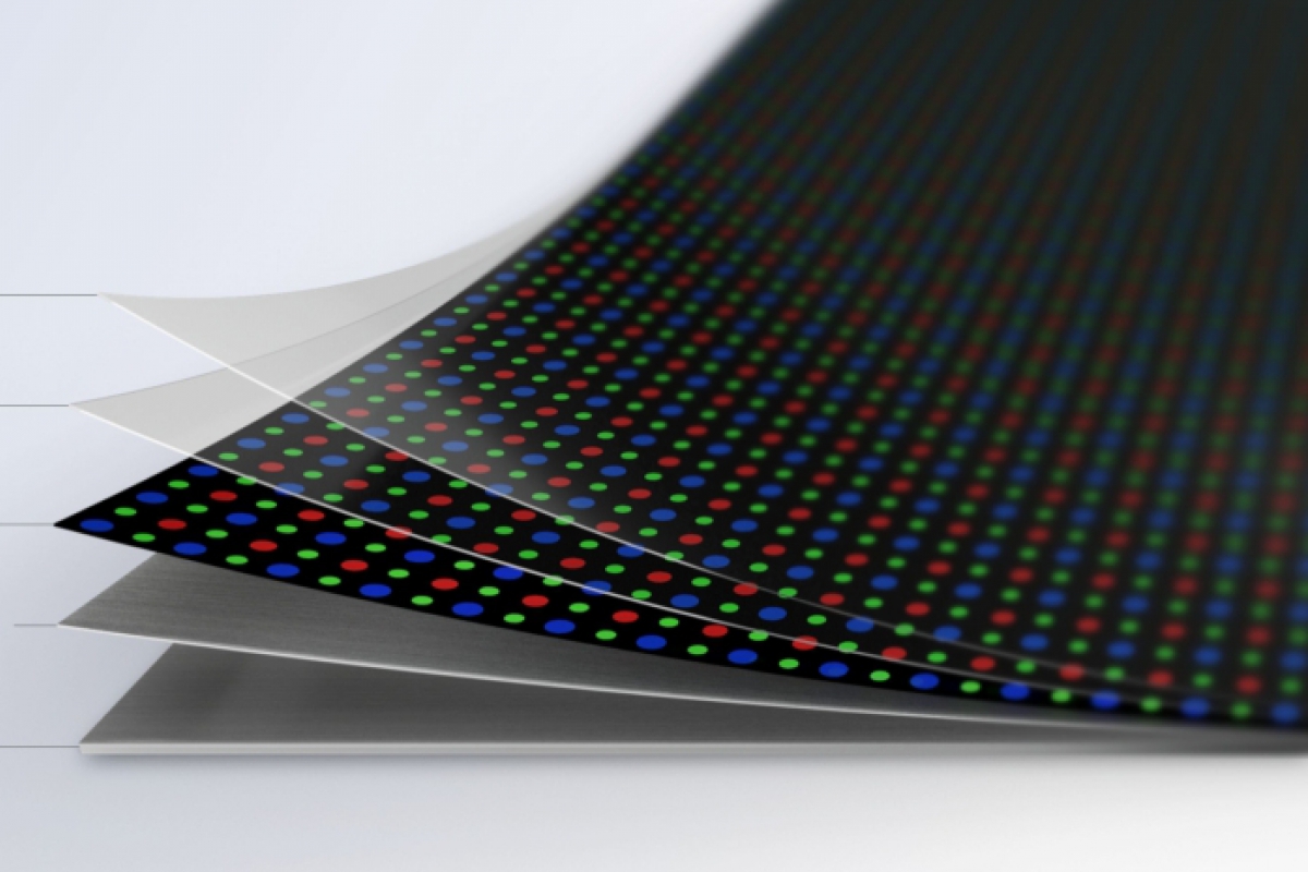Samsung apuesta por el titanio para crear pantallas plegables más resistentes y delgadas