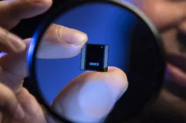 Intel lanza los procesadores Lakefield de bajo consumo combinando núcleos Sunny Cove y Tremont de 10 nm con la tecnología Foveros