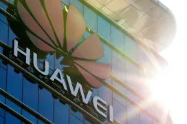 Huawei seguirá con las mismas restricciones bajo el gobierno de Joe Biden