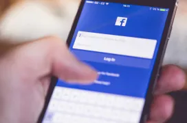 Facebook integra de nuevo las llamadas de voz y vídeo en su aplicación principal