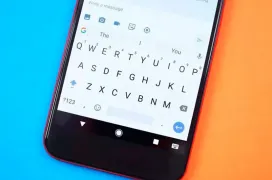La beta del nuevo teclado dividido de Google permite facilitar la escritura en terminales plegables
