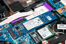 Intel cierra su negocio de memorias Intel Optane
