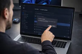 NVIDIA pide desinstalar KB5074109 en Windows 11 tras caídas de FPS y artefactos en PCs con GeForce