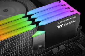 Thermaltake anuncia sus kits de 64 GB de memoria DDR4-4000 TOUGHRAM XG RGB 