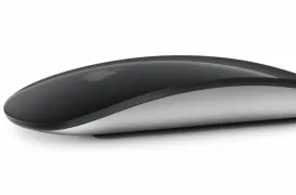 El nuevo Magic Mouse de Apple se pasa al color negro, pero sigue siendo inutilizable durante la carga