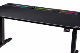 Nueva mesa gaming motorizada Thermaltake G700 RGB