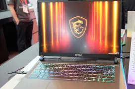 El MSI Stealth A16 AI+ incluye el AMD Ryzen AI 9 HX 370 junto con la NVIDIA RTX 5090 en poco más de 2 kilos