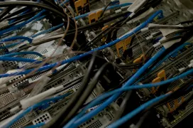 Intel y Shell validan un sistema de refrigeración por inmersión para los centros de datos basados en Xeon